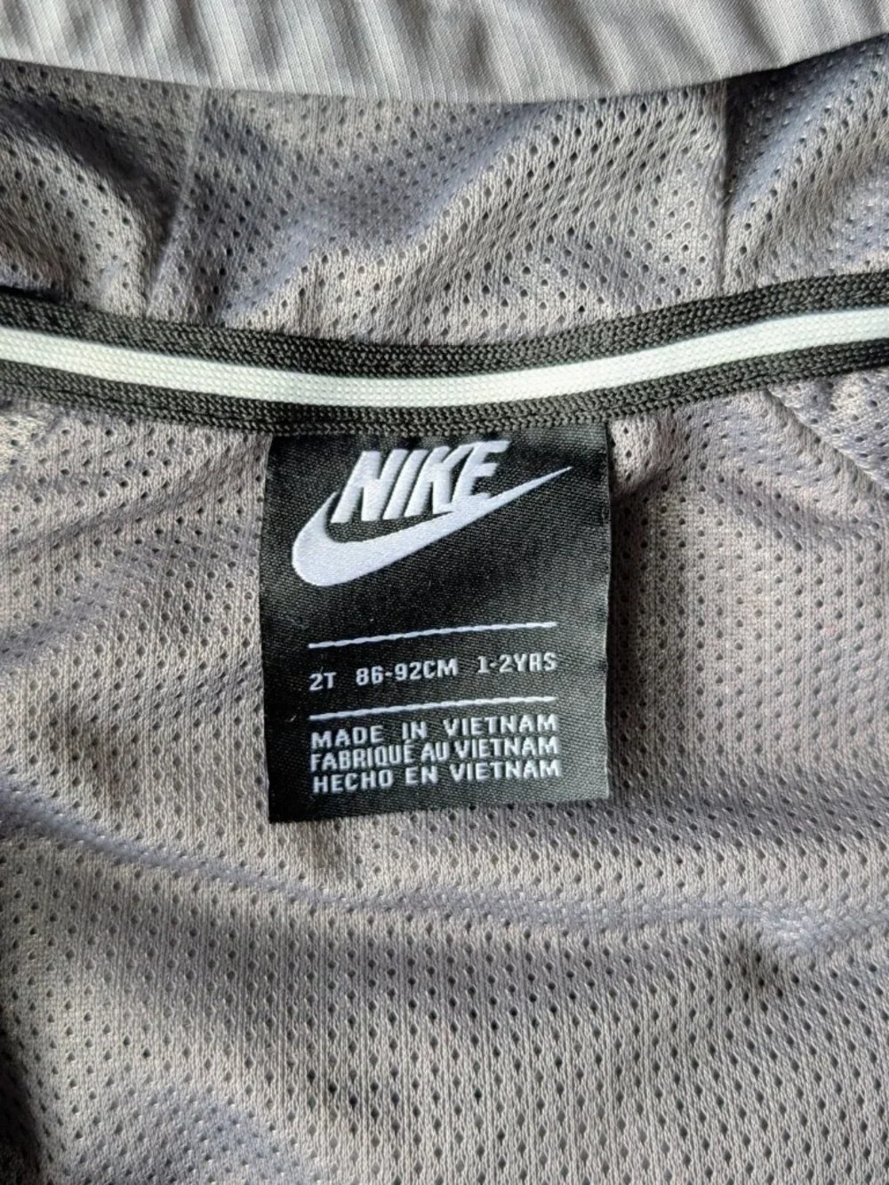 Nike Kids Gray Hooded Full Zip Windbreaker Jacket size 2T